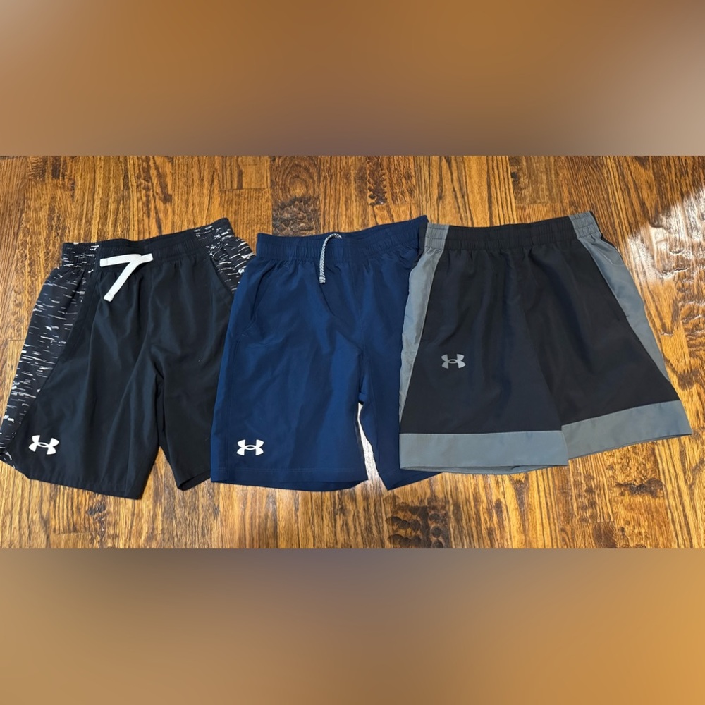 EUC Under Armour Boy’s Athletic Shorts Sz. M